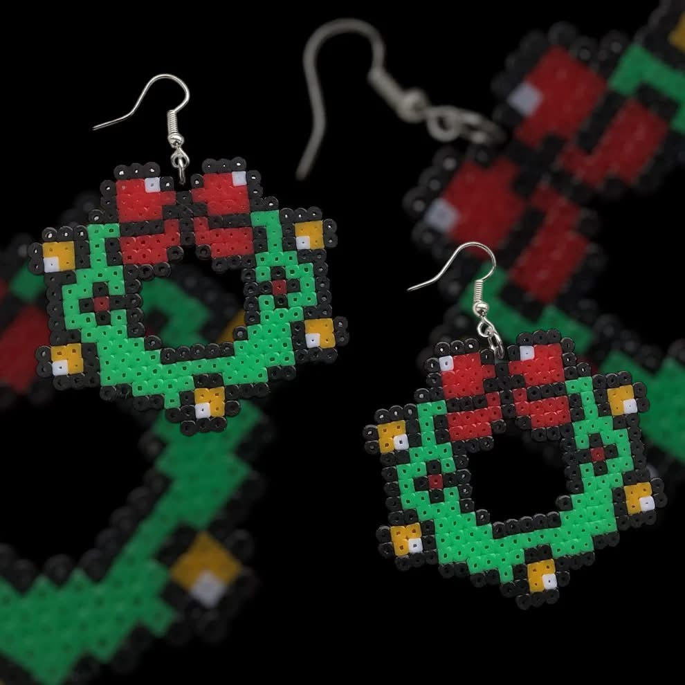 Festive Wreath- Fuse Bead Earrings