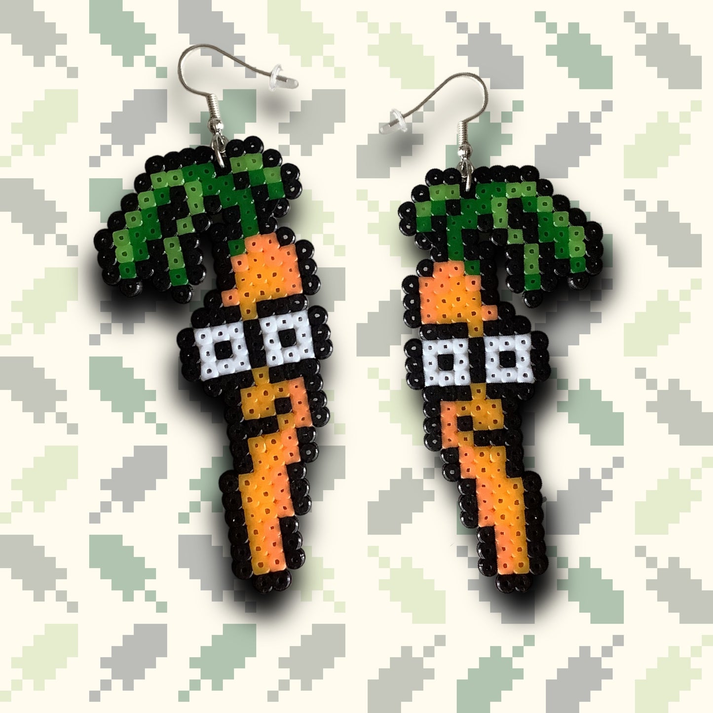 PIXEL COOL CARROT EARRINGS
